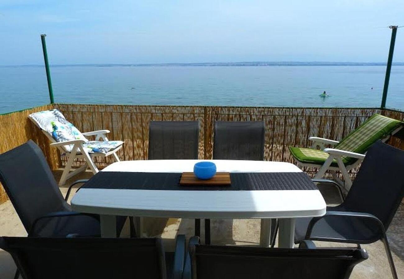 Holiday Home Villa Jadran - 10 M From Beach بريكو المظهر الخارجي الصورة